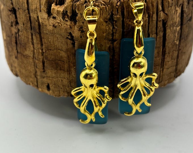 Blue Seaglass Octopus Earrings | Blue Seaglass | Seaglass Earrings with Charm | Octopus Charm
