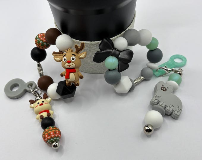 Christmas Reindeer  Stanley Cup Bracelet:  Cup Handle Bracelet | Straw Charm | Purse Bracelet | Reindeer | Holiday