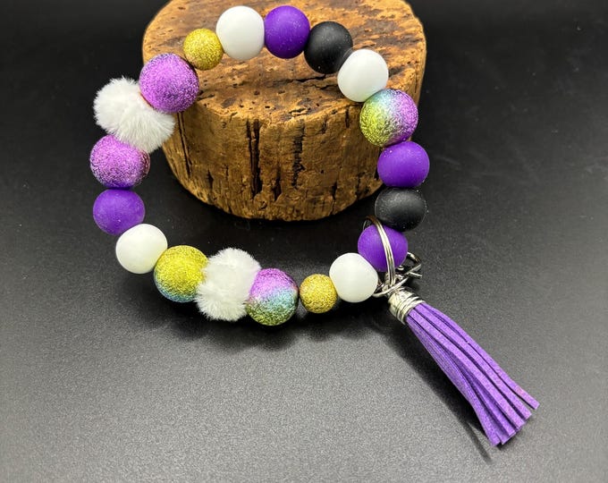 Mardi Gras  Beaded Wristlet Keychain  | Keychain | Mardi Gras  | Beaded Keychain | Key Fob | Faux Fur | Cruise