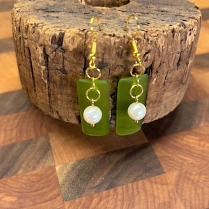Green Seaglass Earrings | Green Seaglass | Seaglass Earrings with White Pearl Charm |