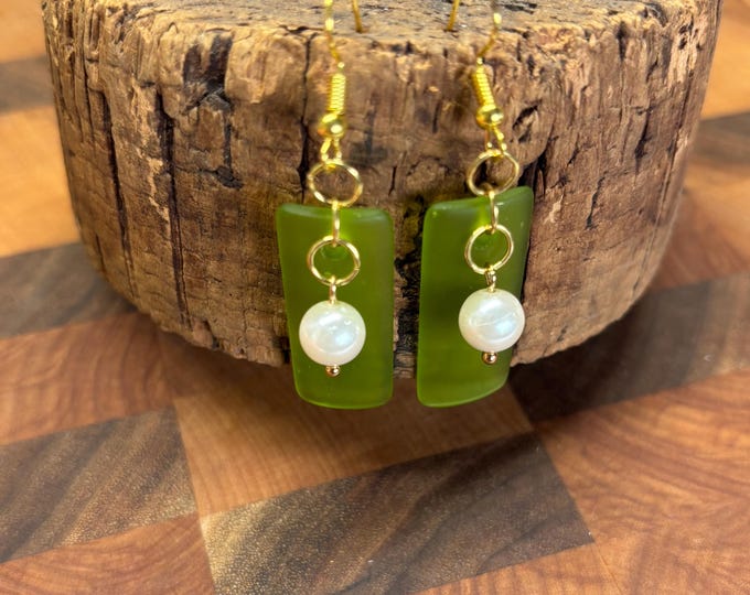 Green Seaglass Earrings | Green Seaglass | Seaglass Earrings with White Pearl Charm |