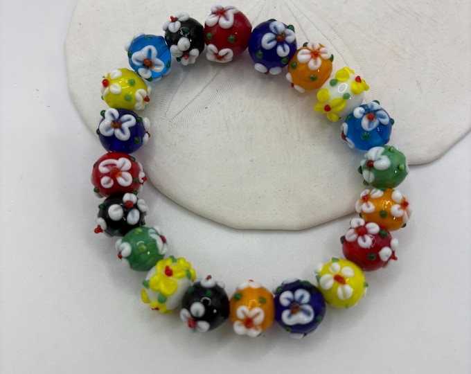 Flower Lampwork Glass Bracelet:  Glass Jewelry Stretch Bracelet |