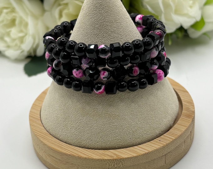 Black and Hot Pink Agate Gemstone bracelet | Memory wire bracelet | Multistrand bracelet | gemstones | Austrian Crystals