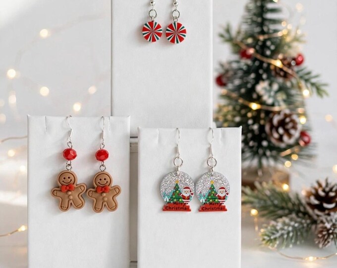 Christmas Snow Globe Earrings | Gingerbread Man Earrings |  Holiday Earrings | Christmas Earrings | Merry Christmas