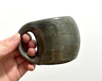 手作りセラミックエスプレッソマグカップ 100ml、モダンな手のひらサイズカップ、カナダ製陶器