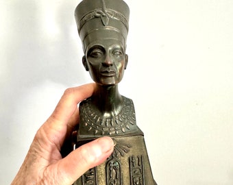 Mid Century vintage Ancient Egypt bust figurine Nefertititi