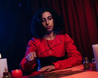 Lectura de tarot psíquica a la misma hora: 10 predicciones futuras