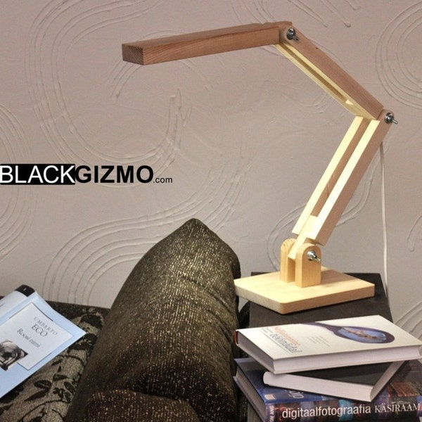 Wooden LED Desk Lamp DL013