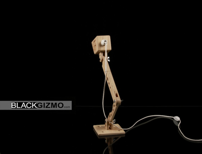 Wooden Design Desk Lamp DL019 by BlackGizmo image 2