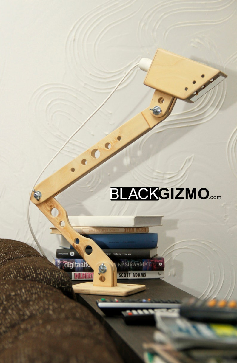 Wooden Design Desk Lamp DL019 by BlackGizmo image 5
