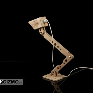 Wooden Design Desk Lamp DL019 by BlackGizmo image 3