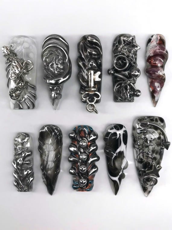 Liquid Chrome 3D Press On Nails, Metallic Sculptural Nail Art, Black Silver Glossy Abstract Design, Handmade by Méh Nail, Méh Nais Art