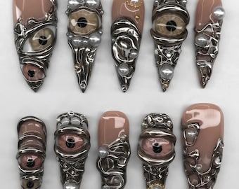 Dark Fantasy Press On Nails, Gothic Eye Armor Nail Art, Baroque 3D Metal Accent Nails, Handmade Creepy Nails, Méh Nails Art