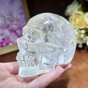 Clear Quartz Skull Figurine, Natural Quartz Crystal Skull Sculpture, Healing Crystal Skull Carving, Meditation Decor, Amplifier Stone