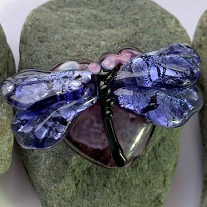 Dragonfly on a heart lampwork glass focal bead/pendant
