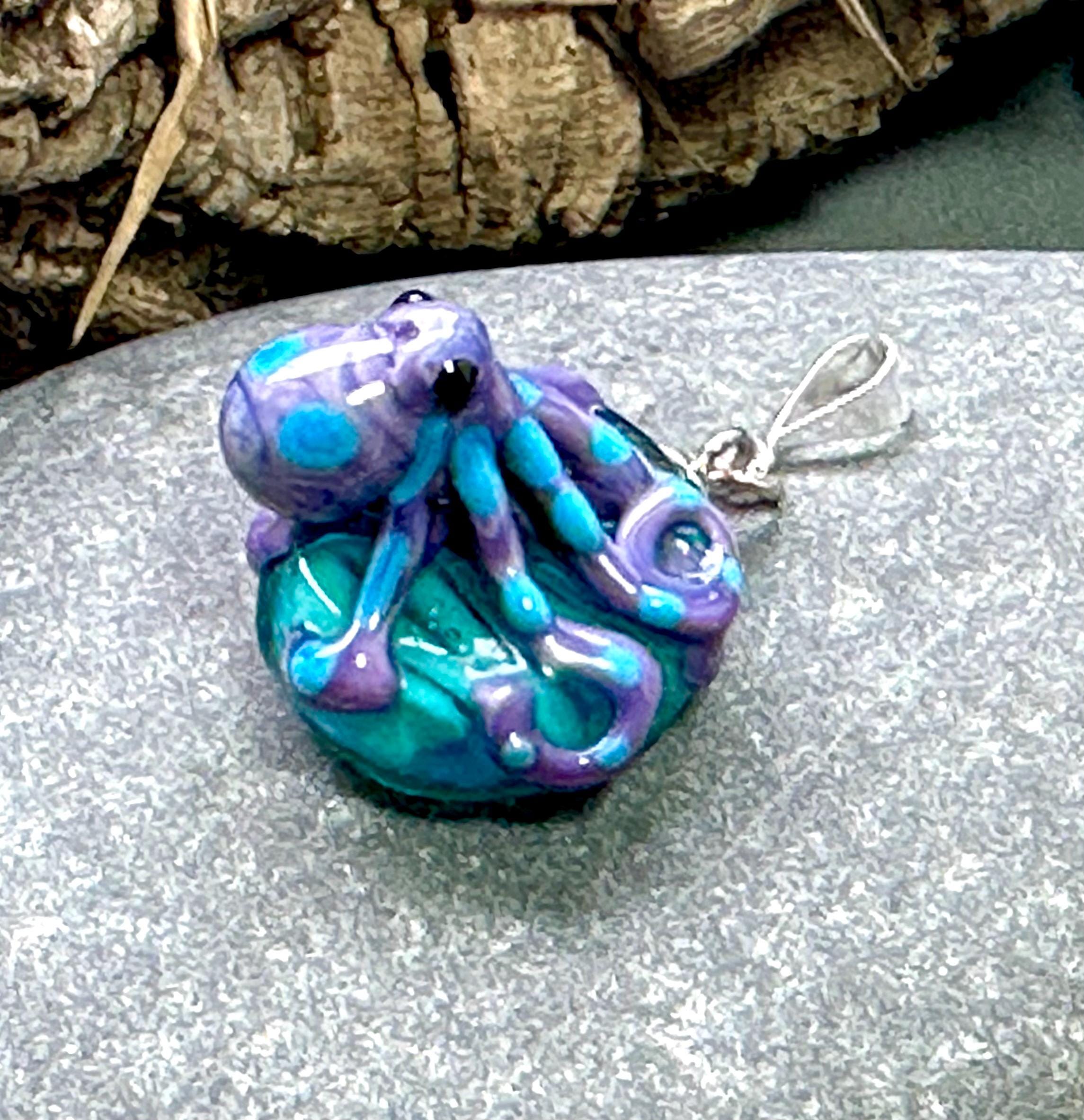 XODAS ペンダント　ボロシリケイトガラス Octopus Octopus Octopus ペンダント ボロシリケイトガラス XODAS Necklace UK