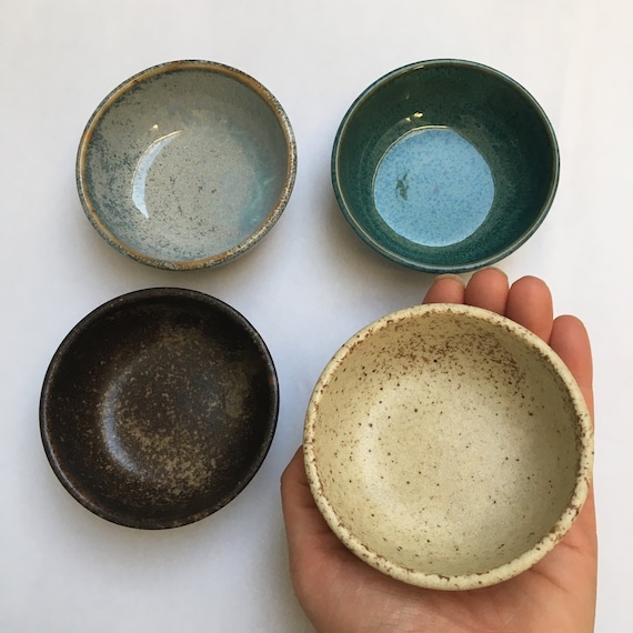 Kintsugi Repair Kit, Pottery Repair Kit Comes with Two Mini Practice Ceramic  Bowls for Starter, Kintsugi Craft Repairs Your Meaningful Pottery, Kintsugi  Repair Kit 