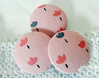 Pink floral fabric button, 40 mm / 1.57 in