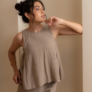 Women’s Flowy Sleeveless Tank Top | Boho Peplum Blouse | Beige Linen-Cotton Summer Tunic – Casual Loose-Fit Beach Top