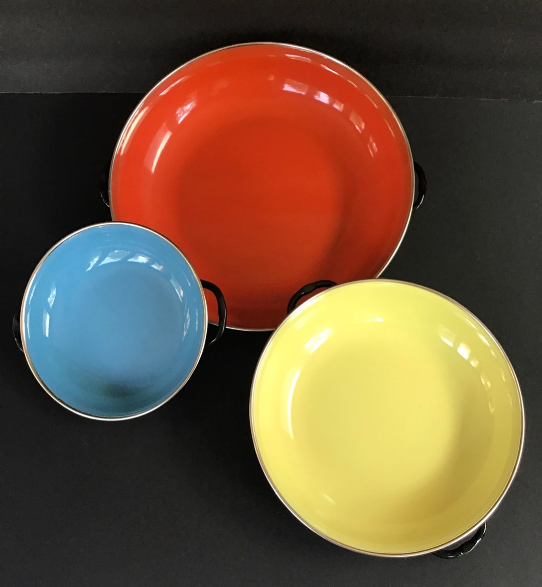 Vintage Emo Celje Enamel Pans or Serving Trays Set of 3 Made Etsy