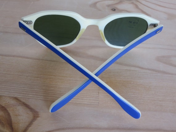 Vintage Willson Sunglasses, 1950s Blue and White … - image 4