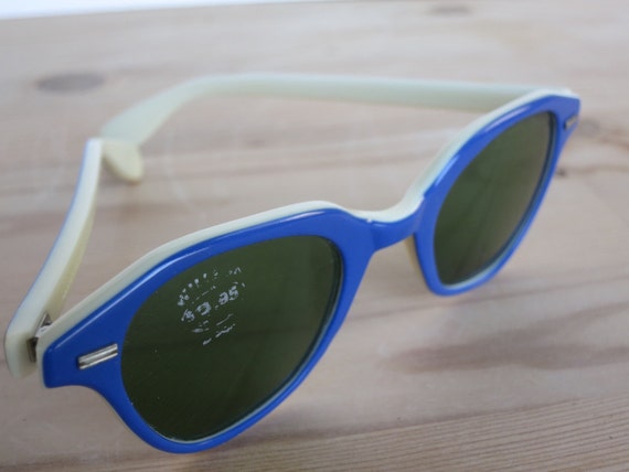 Vintage Willson Sunglasses, 1950s Blue and White … - image 3