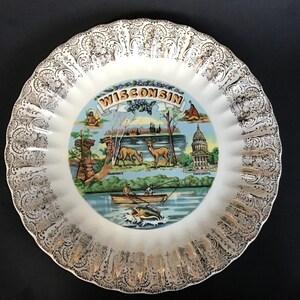 Vintage Wisconsin Souvenir Plate 1950s Decorative Wall Plate