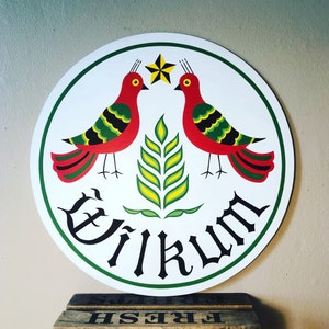 Distlefink Birds Welcome Hex Sign PA Dutch Style- two birds under the North Star, welcoming guests into your home. Personalizing available.
