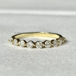Aliança de casamento com diamante cultivado em laboratório, anel de diamante com lapidação redonda, anel de meia eternidade, aliança empilhável, anel de ouro 14k, aliança combinando com diamantes
