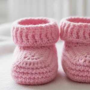 Classic Crochet Baby Booties Pattern PDF | Newborn Infant Boot Socks Tutorial | Easy Crochet Booties PDF Download