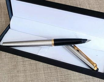 Vintage PARKER 45 SPECIAL Fountain Pen: Stainless Steel, Gold Trim, Original - VP357