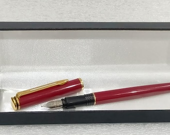 Penna stilografica Waterman Maestro vintage: lacca rossa, pennino medio, finiture dorate - VP302