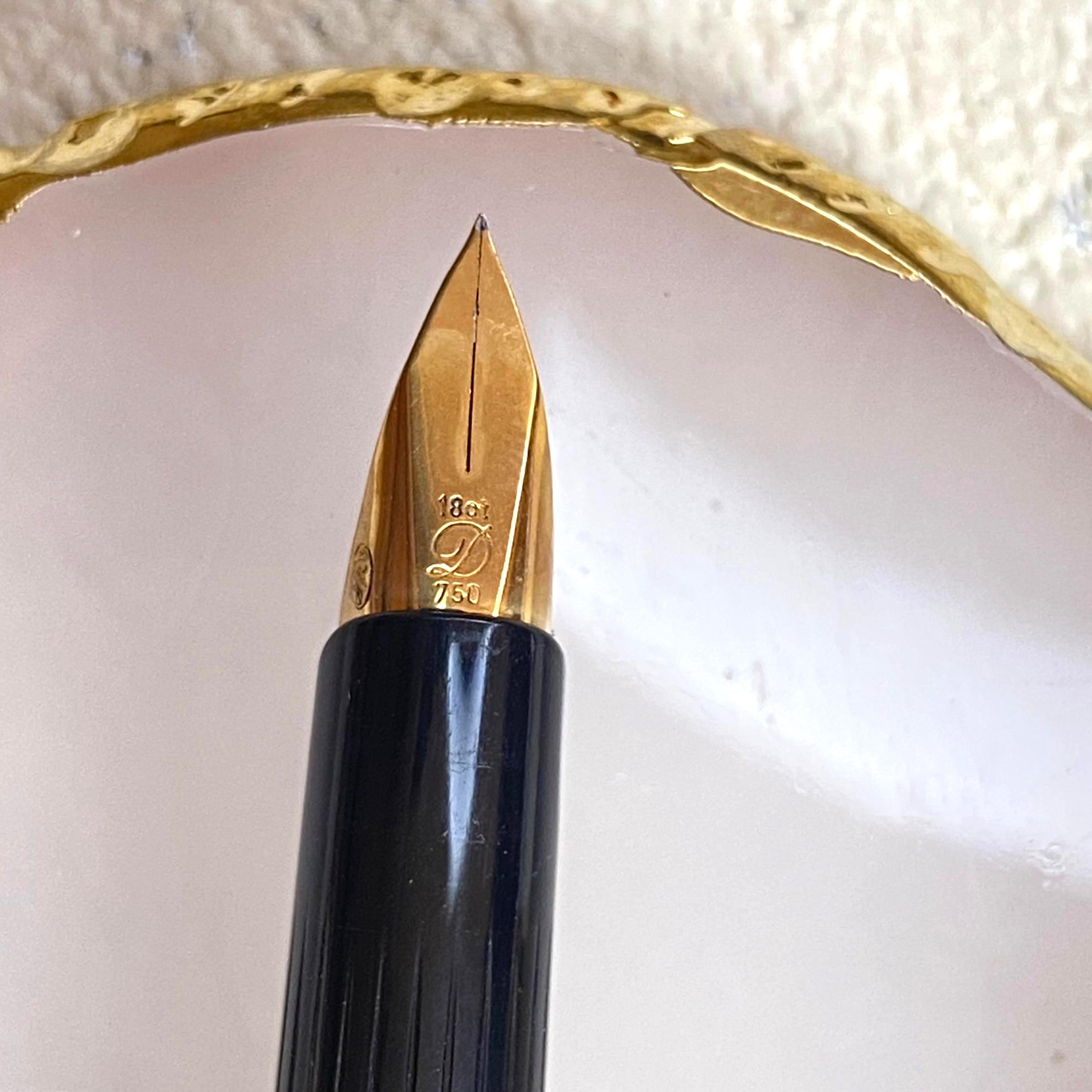 希少なSTデュポン クラシック万年筆：18金ペン先、金メッキ - VP224