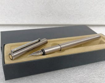 Vintage Montblanc Noblesse Slimline Füllfederhalter, vernebelter Stahl mit Stahlfeder, graviert - VP508