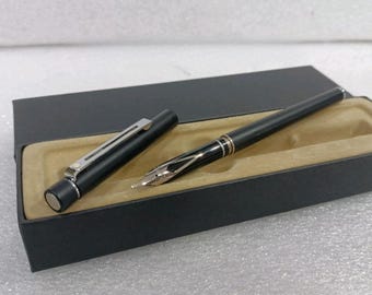 Vintage Sheaffer Targa 1002S Slim Black Matte Fountain Pen Made in USA - VP743