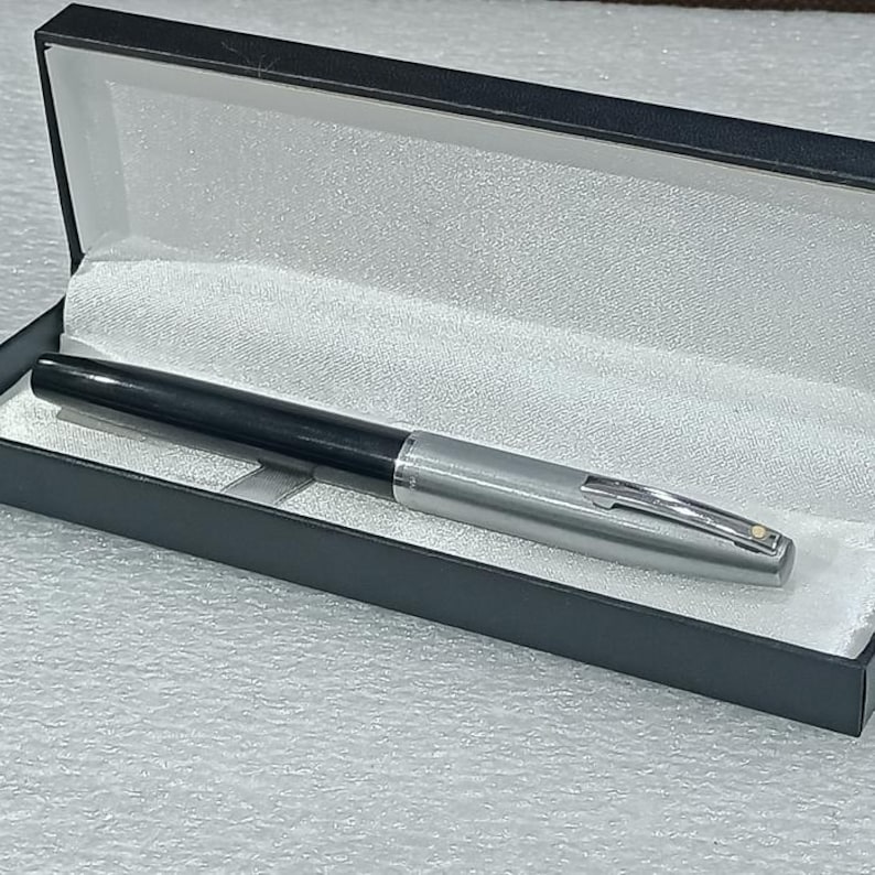 Vintage Sheaffer Triumph Imperial 440 Black Fountain Pen Made in Australia - VP303 image 5