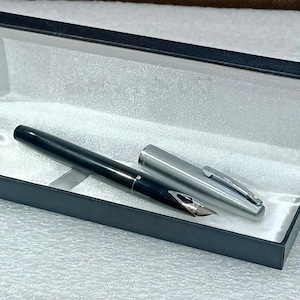 Vintage Sheaffer Triumph Imperial 440 Black Fountain Pen Made in Australia - VP303 image 1