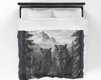 Uggla Skogsfilt Skogsmark Owl Art Pläd Rustik Natur Heminredning