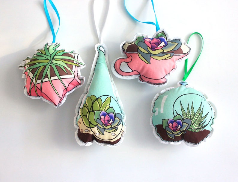 Terrariums Christmas ornaments: planters tree decorations plant ornament set image 1