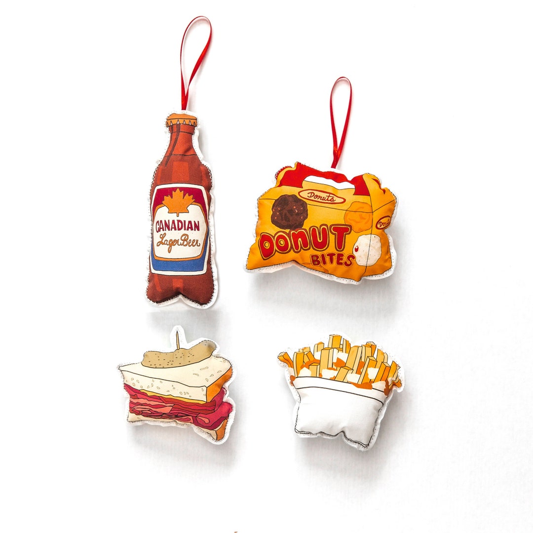 Canadian Favorite Food Icons, Christmas Ornament Set: Décorations De