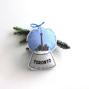 Toronto Ornaments: Toronto city themed Canadian Christmas ornament set image 2