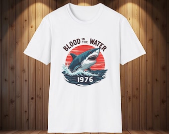 Camiseta de Tiburón en Amity Island (1976) - Ataque de Tiburón – Ropa de playa retro