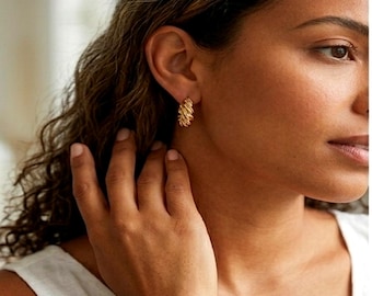 Gold Twisted Hoop Earrings | Chunky Gold Earrings | Minimalist Jewelry | Gift for Women | Trendy Statement Earrings