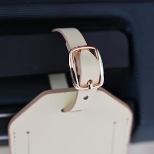 Personalized Leather Luggage Tag – Full Grain Bag Tag, Handmade Travel Name Tag, Custom Suitcase Tag, Gift for Travelers