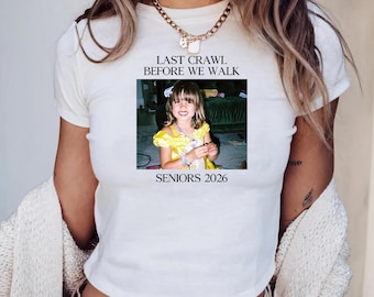 Camiseta infantil "Last Crawl Before We Walk", camiseta infantil "Senior 2026", camiseta de graduación Y2K, camiseta de la clase de 2026, top corto con estampado estético Y2K de los 90