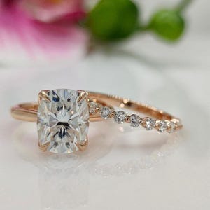 2 Ct Oval Cut Moissanite Wedding Ring Set, Moissanite Engagement Ring Set, Vintage Bridal Set, Art Deco Matching Bands, 14k/18k Gold Ring