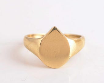 18K Gold Smooth Signet Ring - Mens Ring - Gold Signet Rings for Men - Oval Pinky Ring - Mens Jewellery - By Trinketjewelart