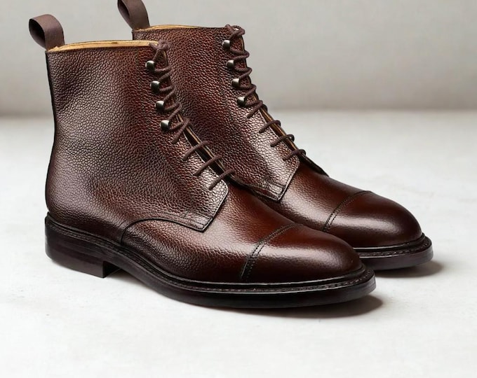 Handmade Full-Grain Leather Ankle Boots: Combat-Inspired Barefoot Design