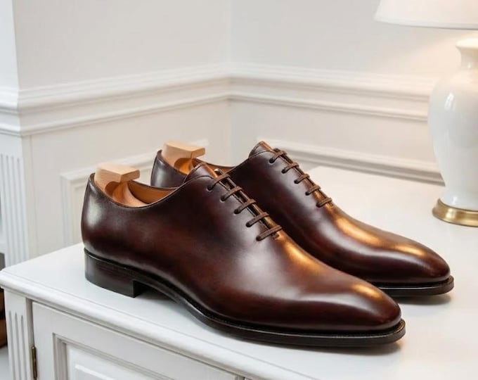 Handcrafted Brown Leather Wholecut Oxford Shoes: Bespoke Wedding Style