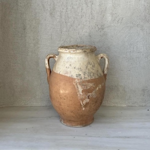 Two-Tone Antique Terracotta Pot Vintage Olive Jar, Vintage Vase, Rustic Amphora, Mediterranean Decor, Farmhouse Style, Wabi-Sabi Pottery